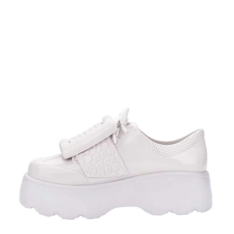 33598-MELISSA-KICK-OFF-BUCKLE-UP---VIKTOR-AND-ROLF-BRANCO-VARIACAO2