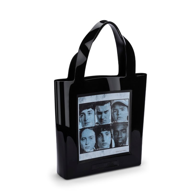 34377-MELISSA-CANVAS-BAG-STRANGER-THINGS-PRETO-VARIACAO2