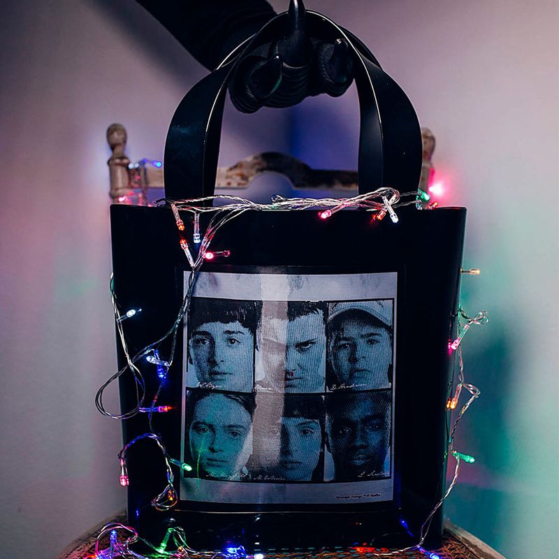 34377-MELISSA-CANVAS-BAG-STRANGER-THINGS-PRETO-VARIACAO9