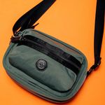 I6899Y24-BOLSA-KIPLING-ENISE-VERDE-VARIACAO7