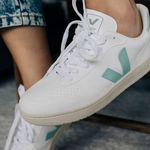 VX0702806A-Tenis-Vert-V-10-Cwl-White-Matcha-Variacao7