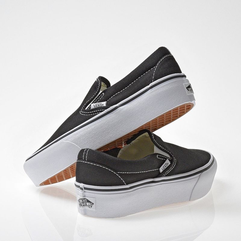 Slip On Sapatos Vans Feminino Tênis Vans Classic Slip-On Platform - Main Image