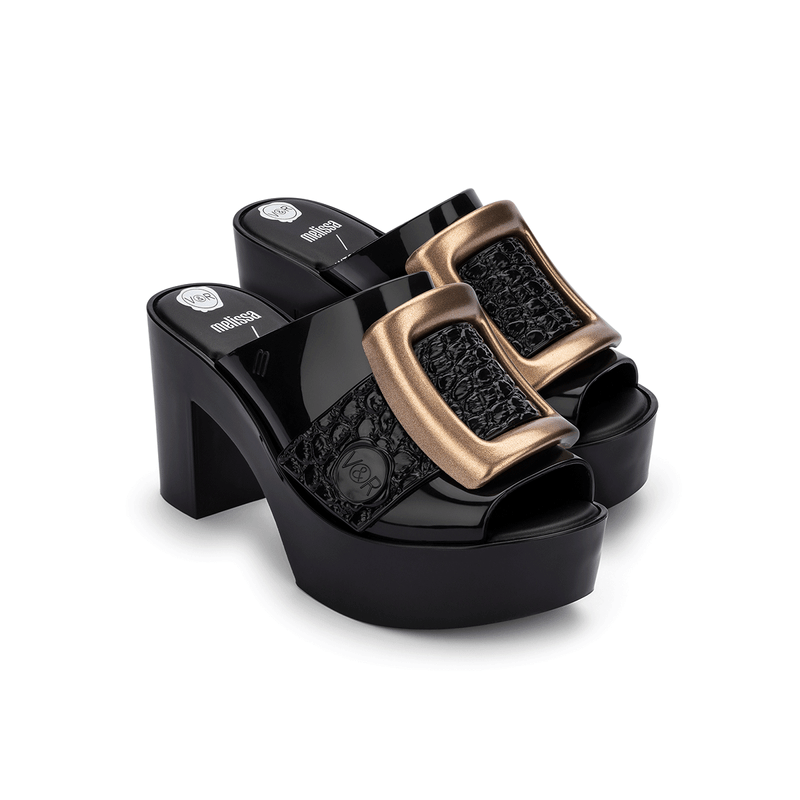 33597-MELISSA-MULE-BUCKLE-UP---VIKTOR-AND-ROLF-PRETO-DOURADO-VARIACAO2