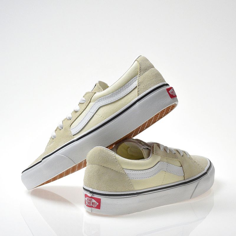 VN0A4UUKFRL-Tenis-Vans-Sk8-Low-Classic-White-True-White-Variacao5