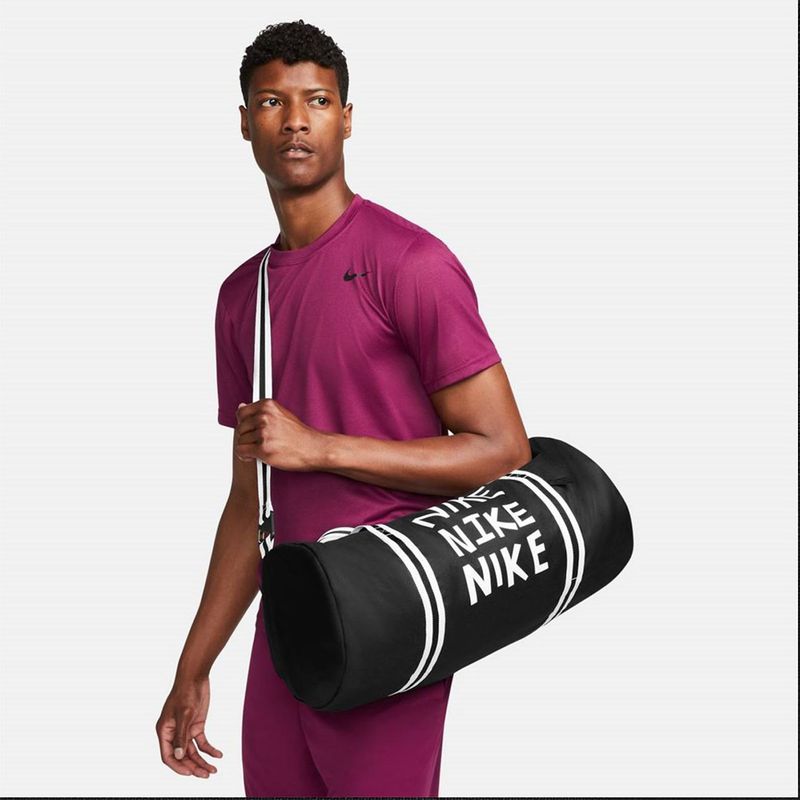 Bolsa nike best sale core pequena