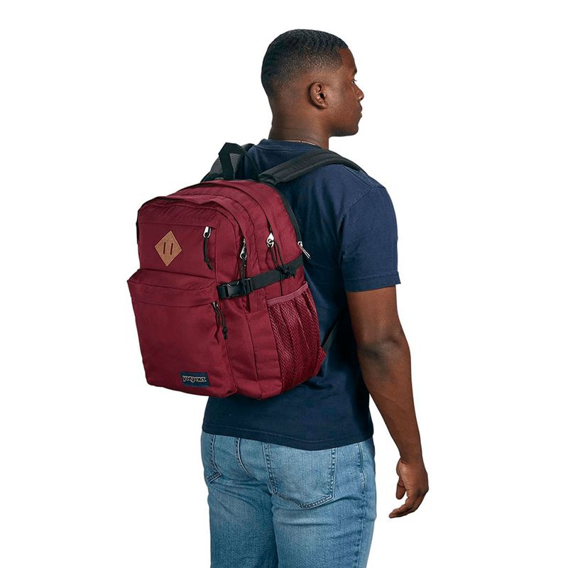 4QUL04S-MOCHILA-JANSPORT-MAIN-CAMPUS-RUSSET-RED-VARIACAO5