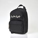 10023816A01-Mochila-Converse-Go-Lo-Backpack-Large-Logo-Black-Sandalwood-White-variacao3