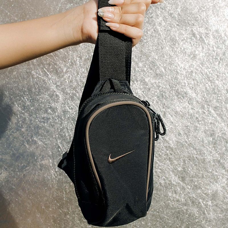 Nike sling store bag leather