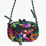 71011425-Bolsa-Farm-Chuchu-Florescer-Black-variacao3