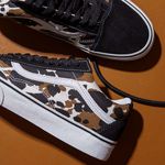 Tenis-Vans-Old-Skool-Cow-Multi-Color-VN0A5KRSMULCASA-1