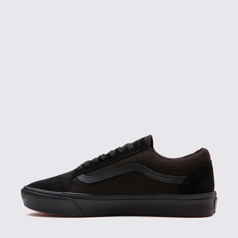 VN0A3WMAVND---TENIS-VANS-OLD-SKOOL-COMFYCUSH-BLACK-BLACK-VARIACAO2