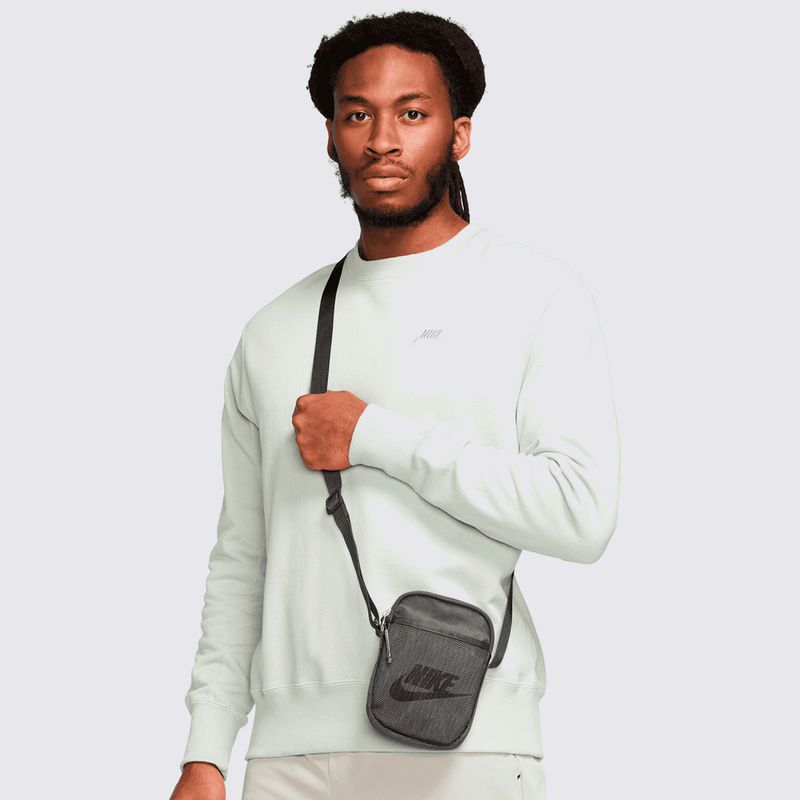 Nike hotsell neck bag