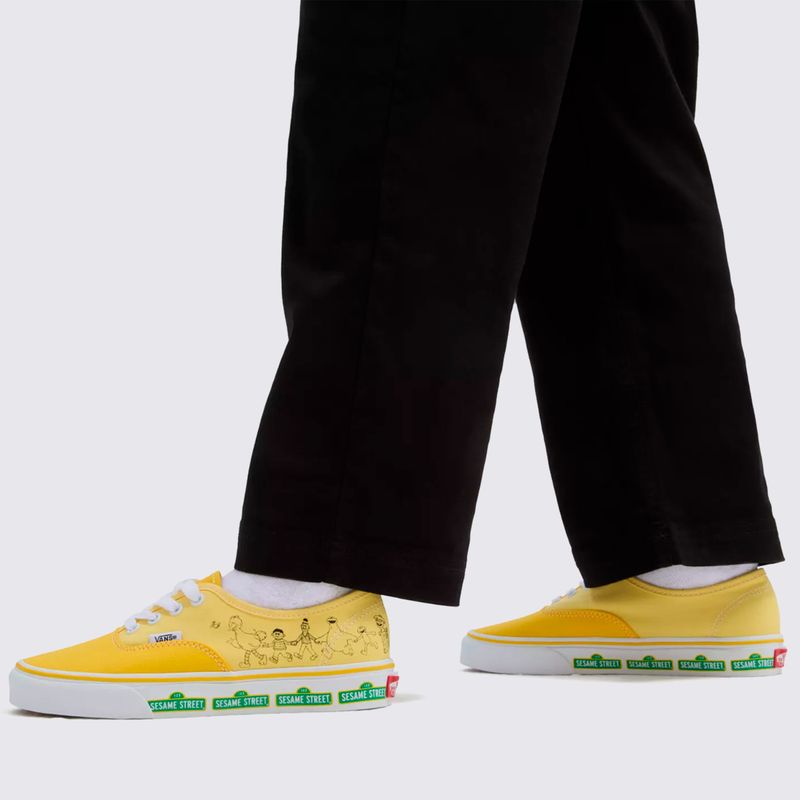 Tênis Vans X Sesame Street Authentic Yellow VN0009PVYLW - Menina Shoes