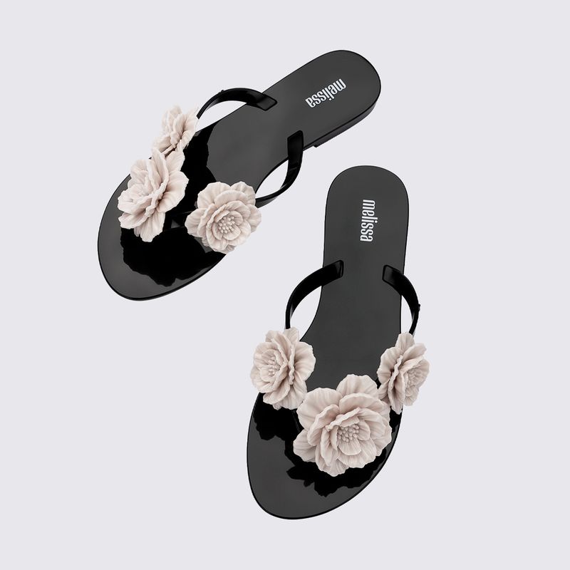 35704---MELISSA-HARMONIC-SPRINGTIME-PRETO-BEGE-VARIACAO05