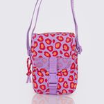 78312032T-Bolsa-Farm-Fervo-Onca-Cool-Lilas-Variacao5