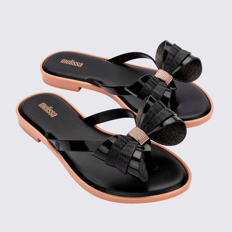 35748---MELISSA-FLIP-FLOP-SLIM-V-AD-PRETO-BEGE-03