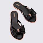 35748---MELISSA-FLIP-FLOP-SLIM-V-AD-PRETO-BEGE-05