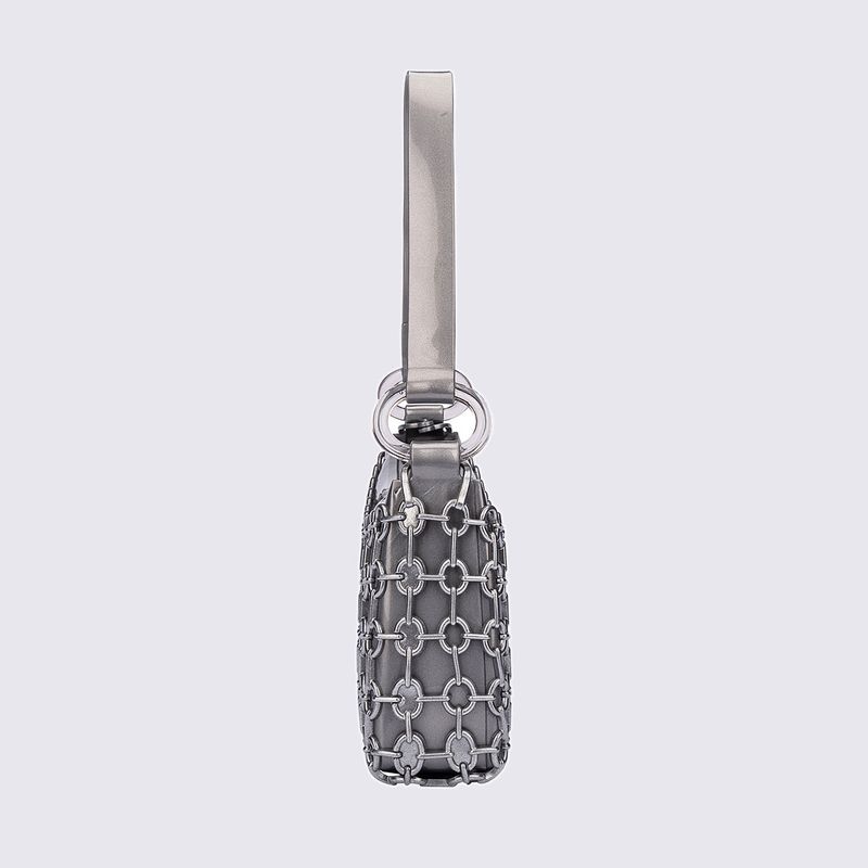 34432-AW757-MELISSA-HOOP-BAG-Prata-Variacao03