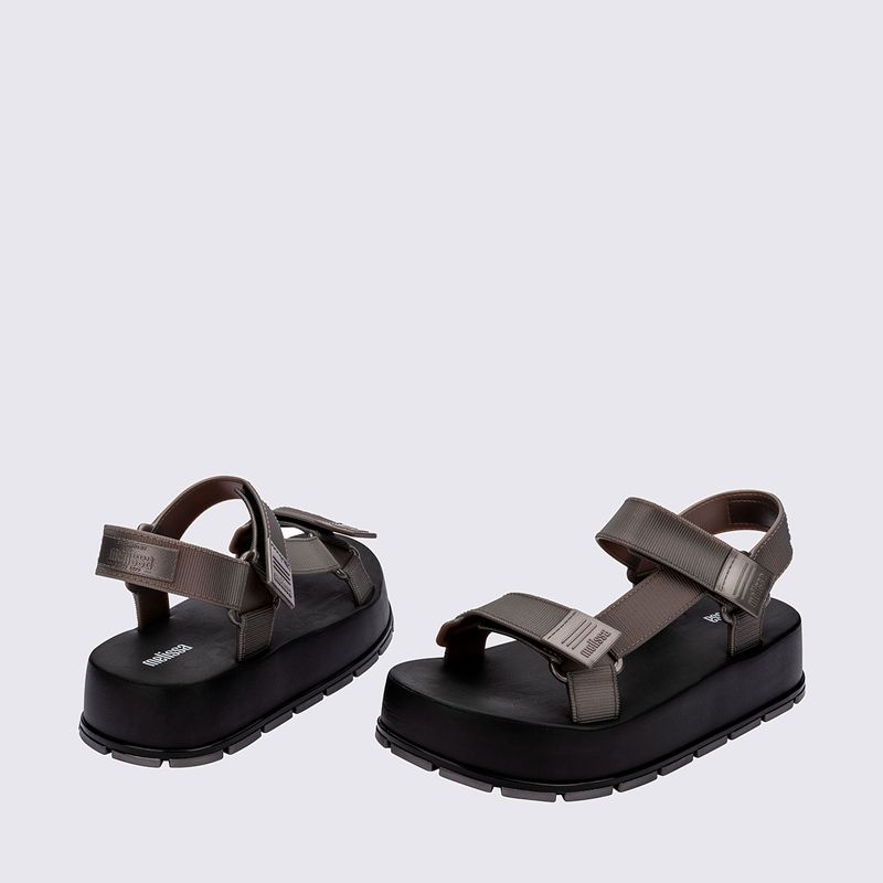 35817-AX742-MELISSA-FLOWING-PLATFORM-AD-Preto-vr03