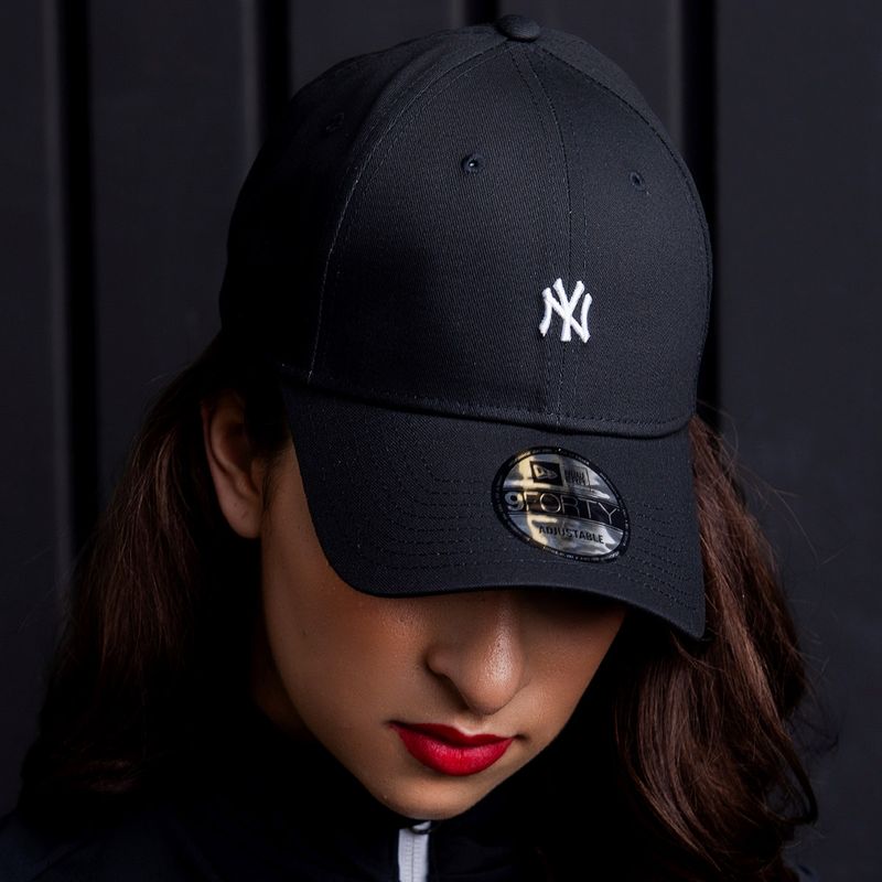 MBV18BON341-Bone-New-Era-9Forty-MLB-New-York-Yankees-Mini-Logo-NY-VARIACAO06