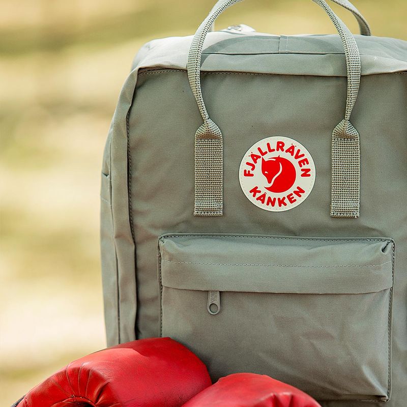 Mochila-Fjallraven-Kånken-Classica-Cinza-F23510021