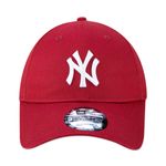 MBPERBON461-Bone-New-Era-9TWENTY-New-York-Yankees-01