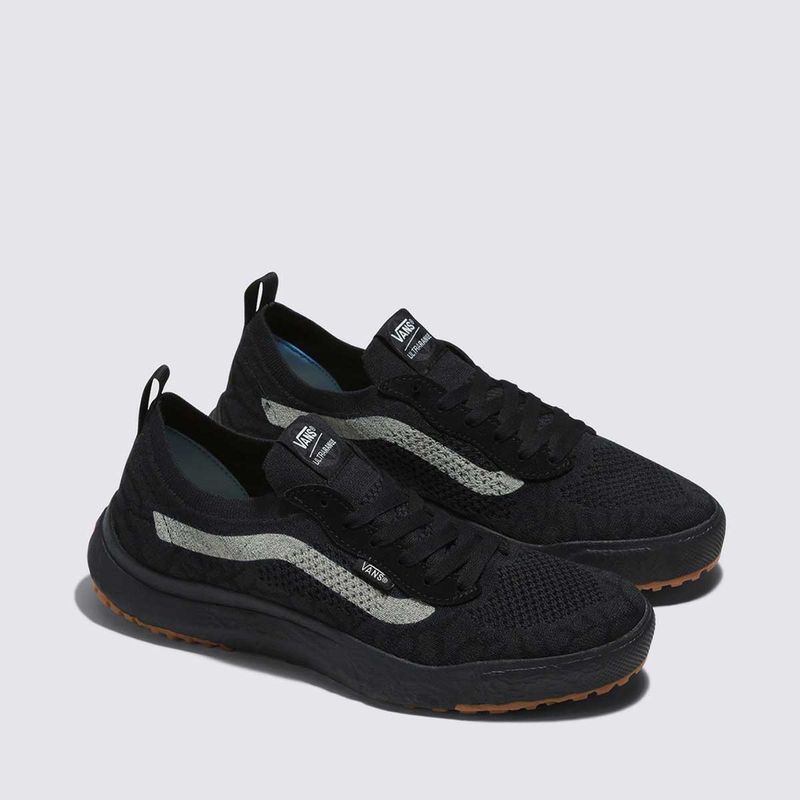 VN0A4BXBH7I--Tenis-Vans-Ultrarange-VR3-HO23-02