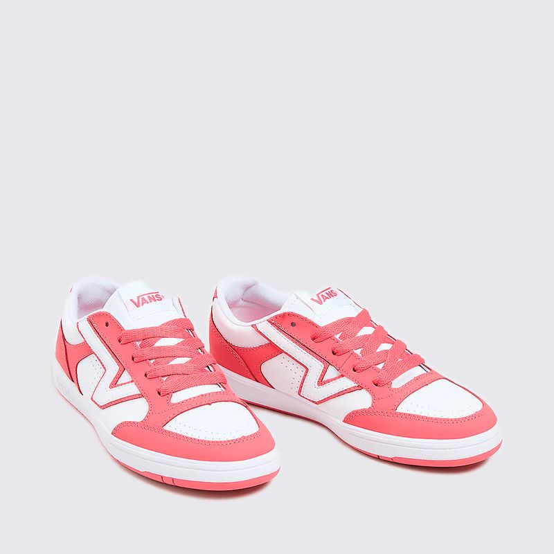 VN000BWBSYC-Tenis-Vans-Lowland-Comfycush-Strawberry-Cream-Variacao3