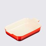 Travessa-Retangular-Heritage-Le-Creuset-Vermelho-Variacao2