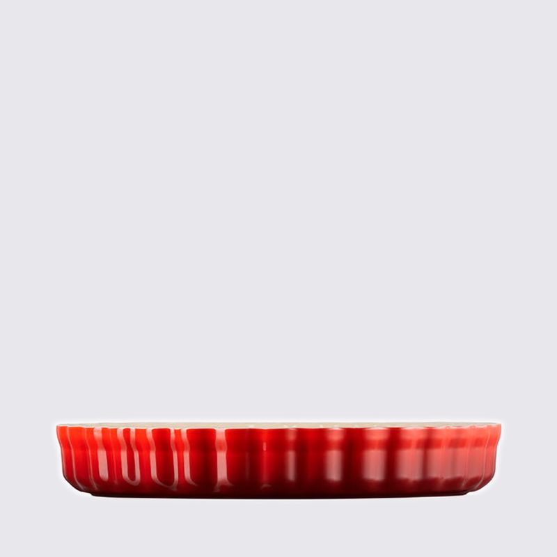 Travessa-Canelada-Le-Creuset-Vermelho-Variacao4