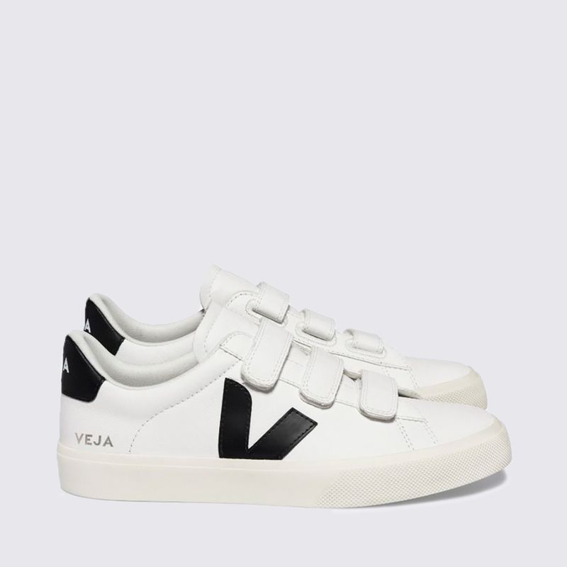 Tenis-Veja-Recife-Chromefree-Leather-White-Black-RC0502790A-Variacao2