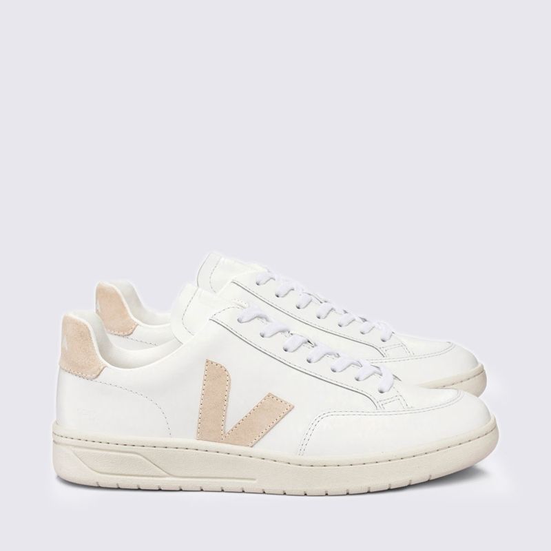 Tenis-Veja-V-12-Couro-Extra-White-Sable-XD0202335A-02