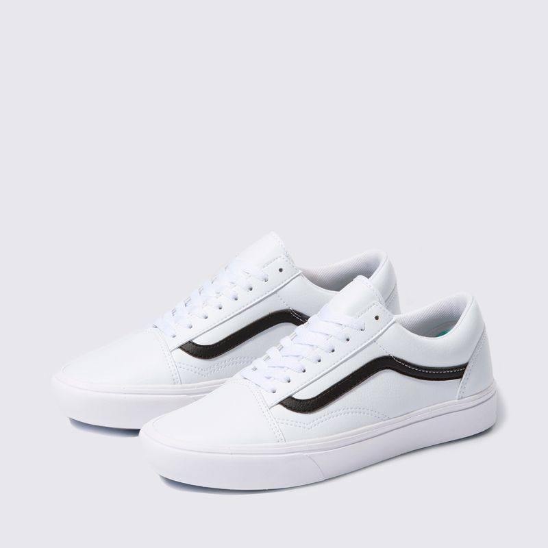 Tenis-Vans-Comfycush-Old-Skool-Classic-Tumble-True-White-VN0A3WMAODJ-Variacao3