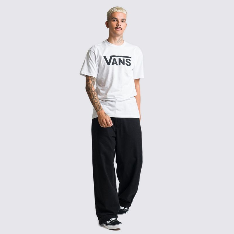 VN0A4BRWYB2-Camiseta-Vans-Classic-White-Black-variacao3