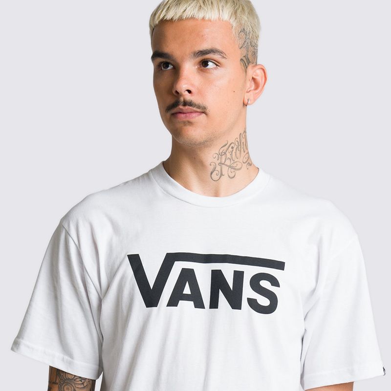 VN0A4BRWYB2-Camiseta-Vans-Classic-White-Black-variacao4