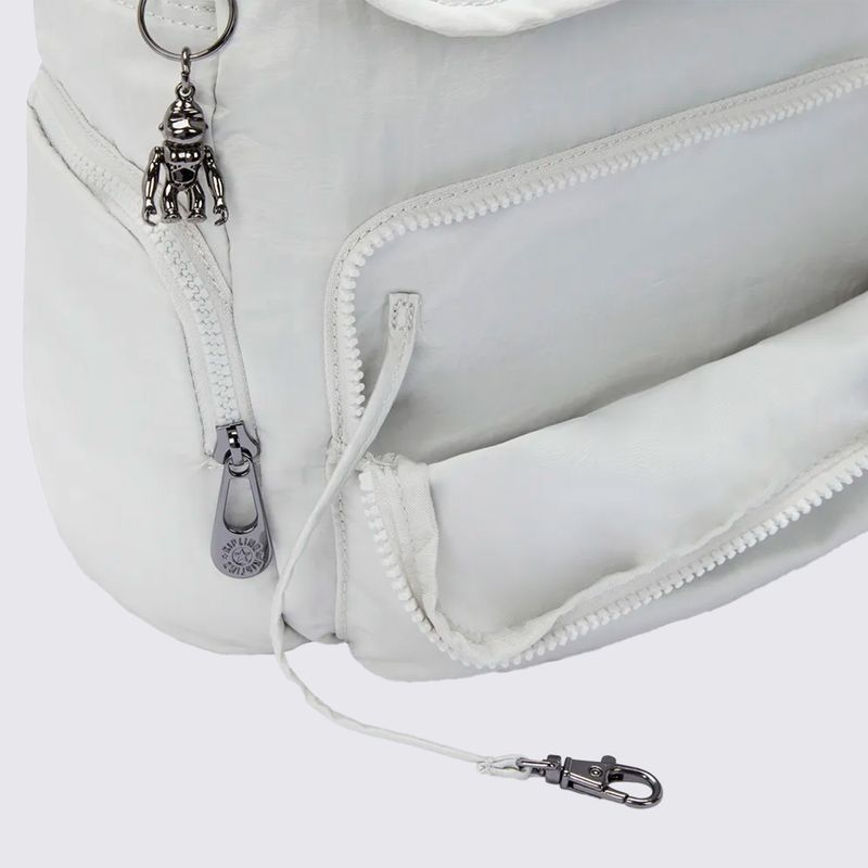 I44308EL-Mochila-Kipling-City-Zip-S-Prata-variacao6