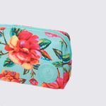 78319322-Maxi-Necessaire-Farm-Ora-Bolas-Ceu-de-Flor-VARIACAO3