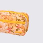 78320496-Necessaire-Farm-Amo-Floral-Ararajuba-variacao3