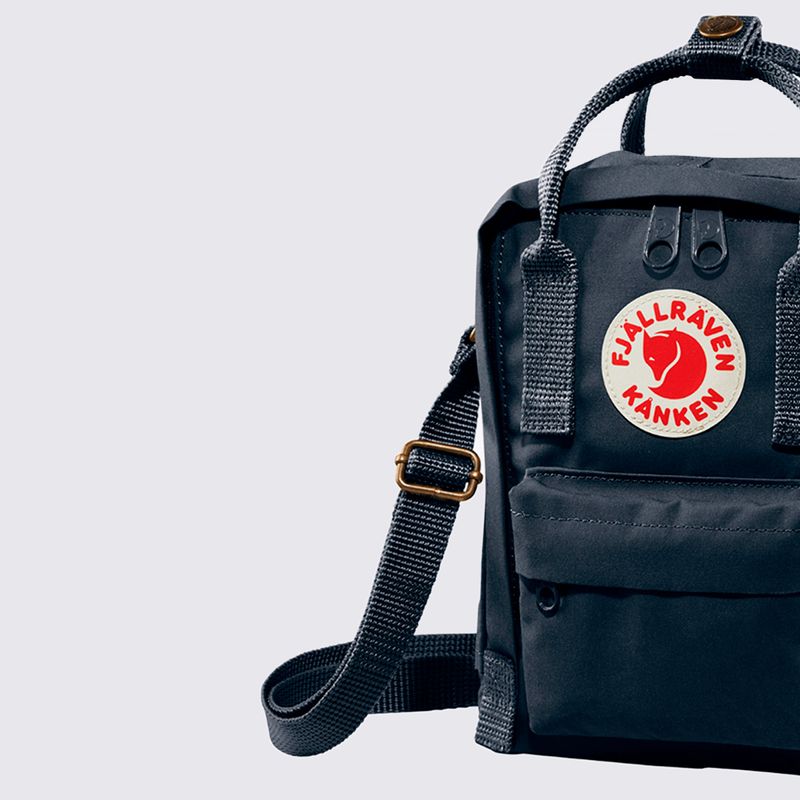 F23797560-Bolsa-Fjallraven-Kanken-Sling-Azul-variacao3