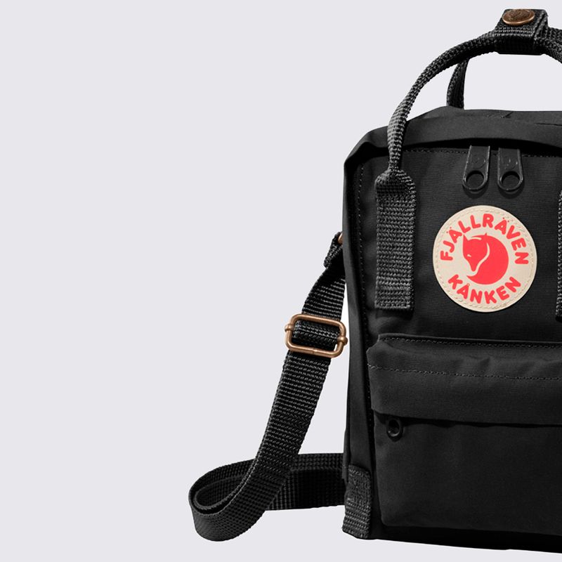 F23797550-Bolsa-Fjallraven-Kanken-Sling-Preto-variacao3