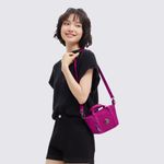 I74927LE-Bolsa-Kipling-Art-Compact-Rosa-variacao6