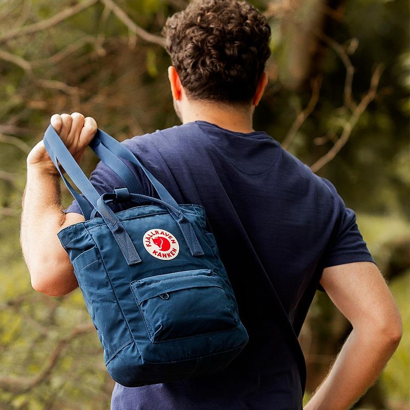 Bolsa-Fjallraven-Kanken-Totepack-Mini-Azul-F23711560.jpg