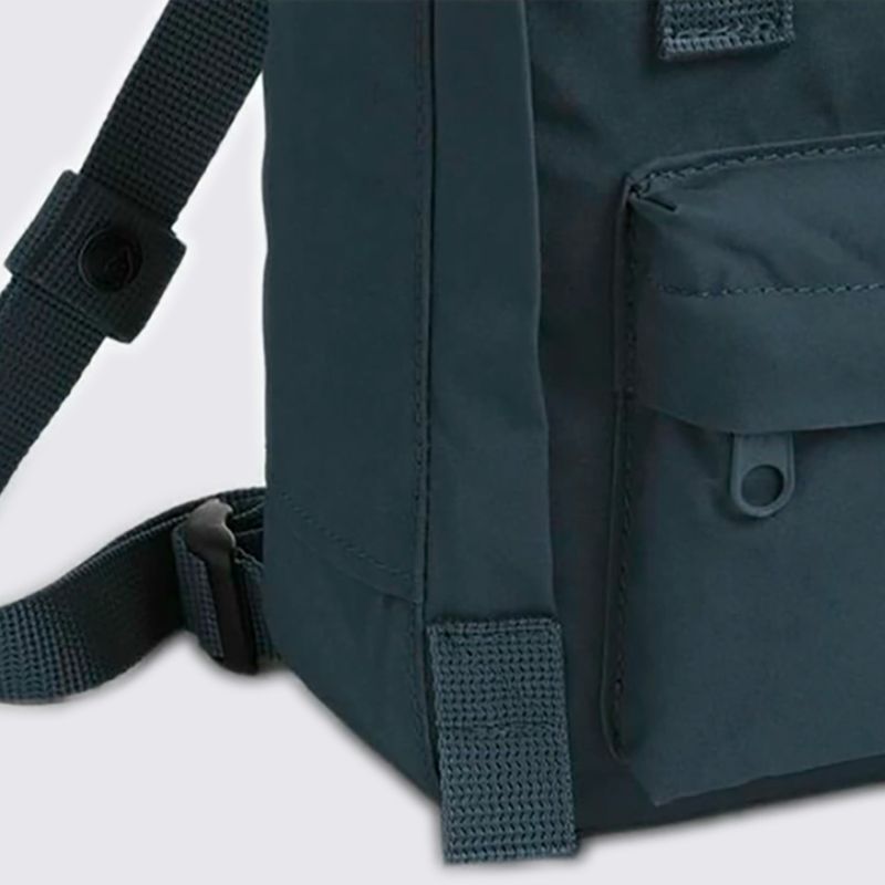 F23561031-Mochila-Fjallraven-Kanken-Mini-Graphite-Variacao4.jpg