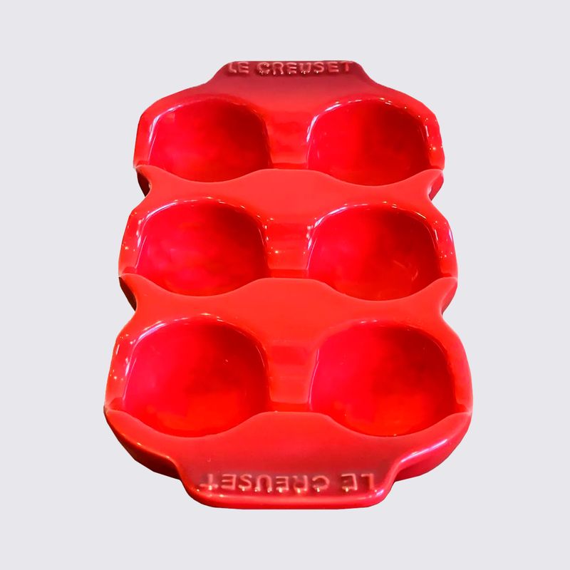 91049906060099-Bandeja-Para-6-Ovos-Le-Creuset-Vermelho-variacao-02.jpg