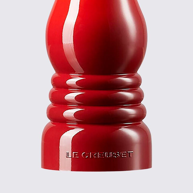 96001900060000-Moedor-de-Pimenta-Le-Creuset-Vermelho-variacao3.jpg