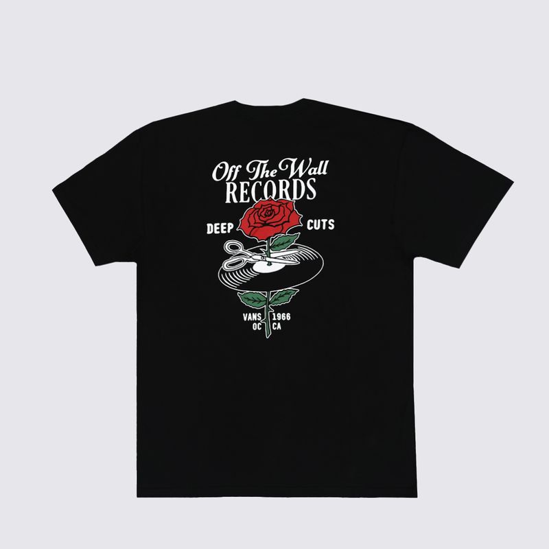 VN000M46BLKC--CAMISETA-VANS-MANGA-CURTA-CLASSIC-variacao-02.jpg