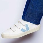 Tenis-Veja-Recife-Chromefree-Leather-White-Steel-RC0502946A-01-Variacao-6.jpg