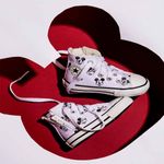 CK13310001-Tenis-Converse-Chuck-Taylor-All-Star-Mickey-Zip-Branco-Preto-variacao-07.jpg