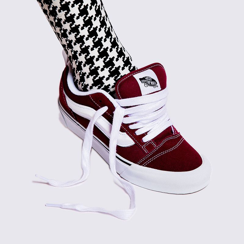 VN000D22ZCF-Tenis-Vans-KNU-Skool-Color-Theory-Bordo-Variacao7.jpg