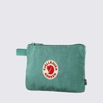 F25863664-Necessaire-Fjallraven-Kanken-Gear-Pocket-Verde-variacao-02.jpg